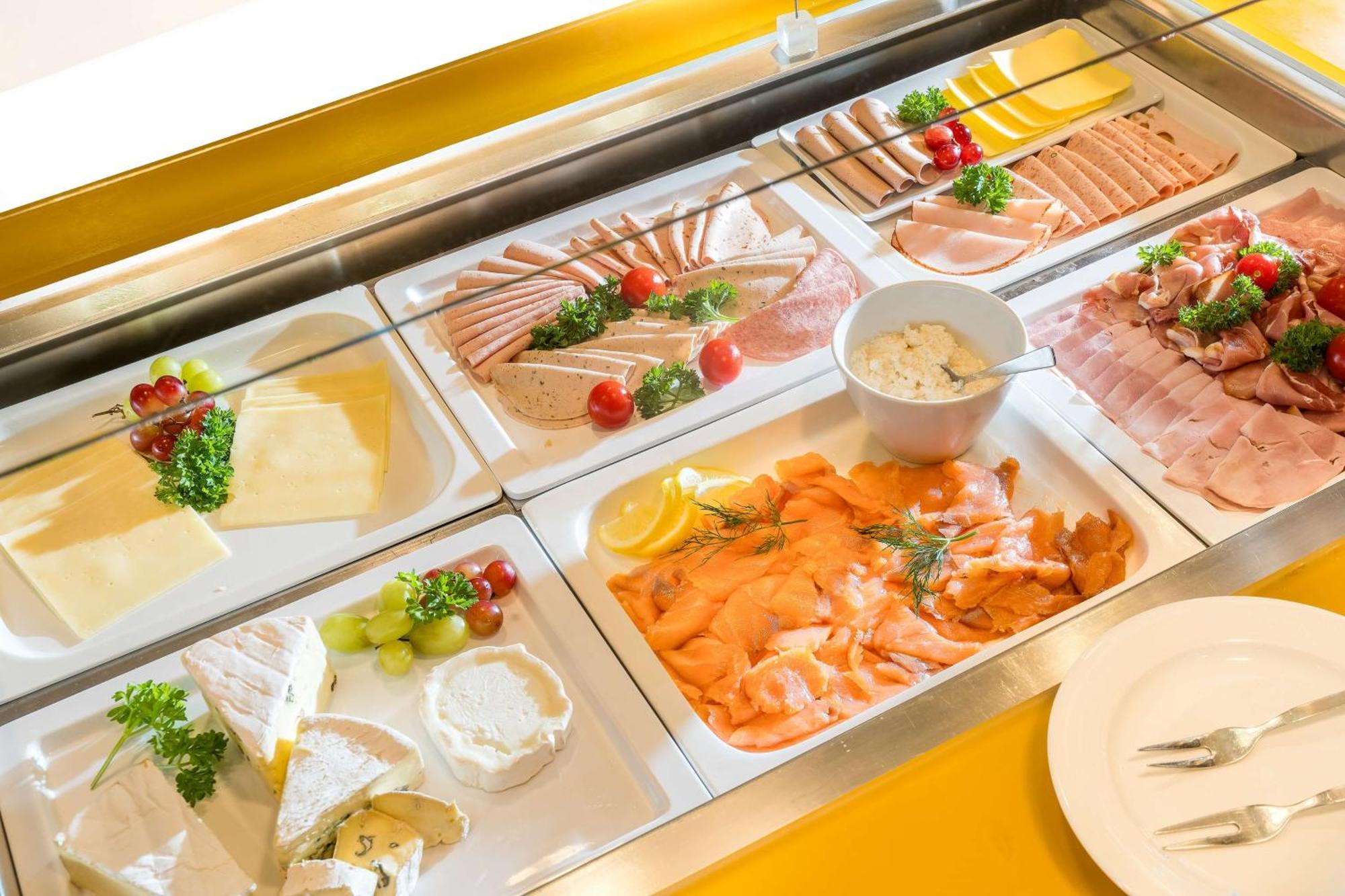 Hotel Western München Airport 4*