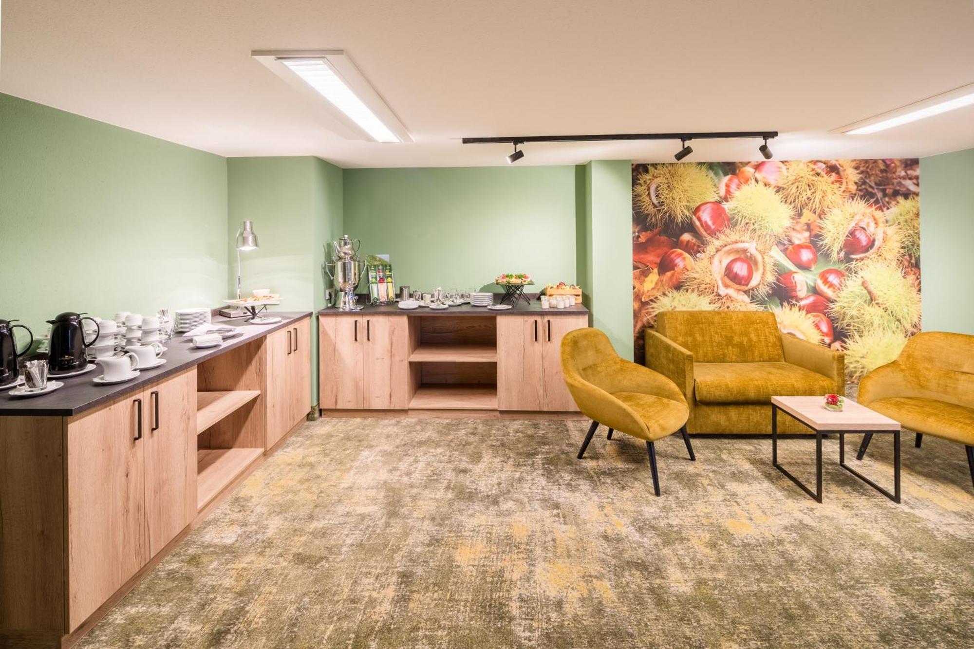 Western München Airport Hotel 4*